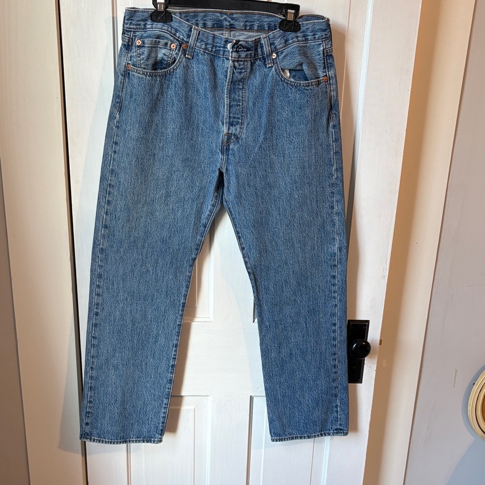 Levi's Classic 501 Blue Straight Jeans